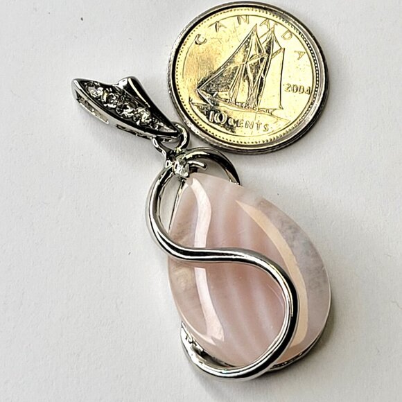 Rose Quartz Pendant with Rhinestone - Picture 4 of 13